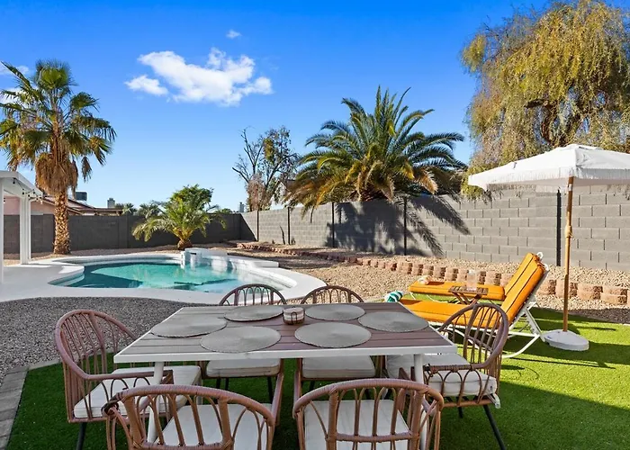 Modern Free Heated Pool