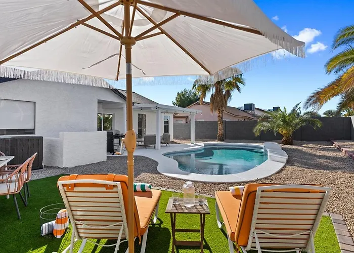 Dom wakacyjny Modern Free Heated Pool Phoenix